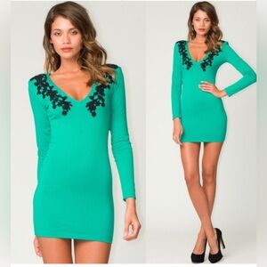 Motel Rocks NWT Dress Ginetta Mint Black Lace small